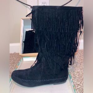 BamBoo Black Fringe Zip Up Boots